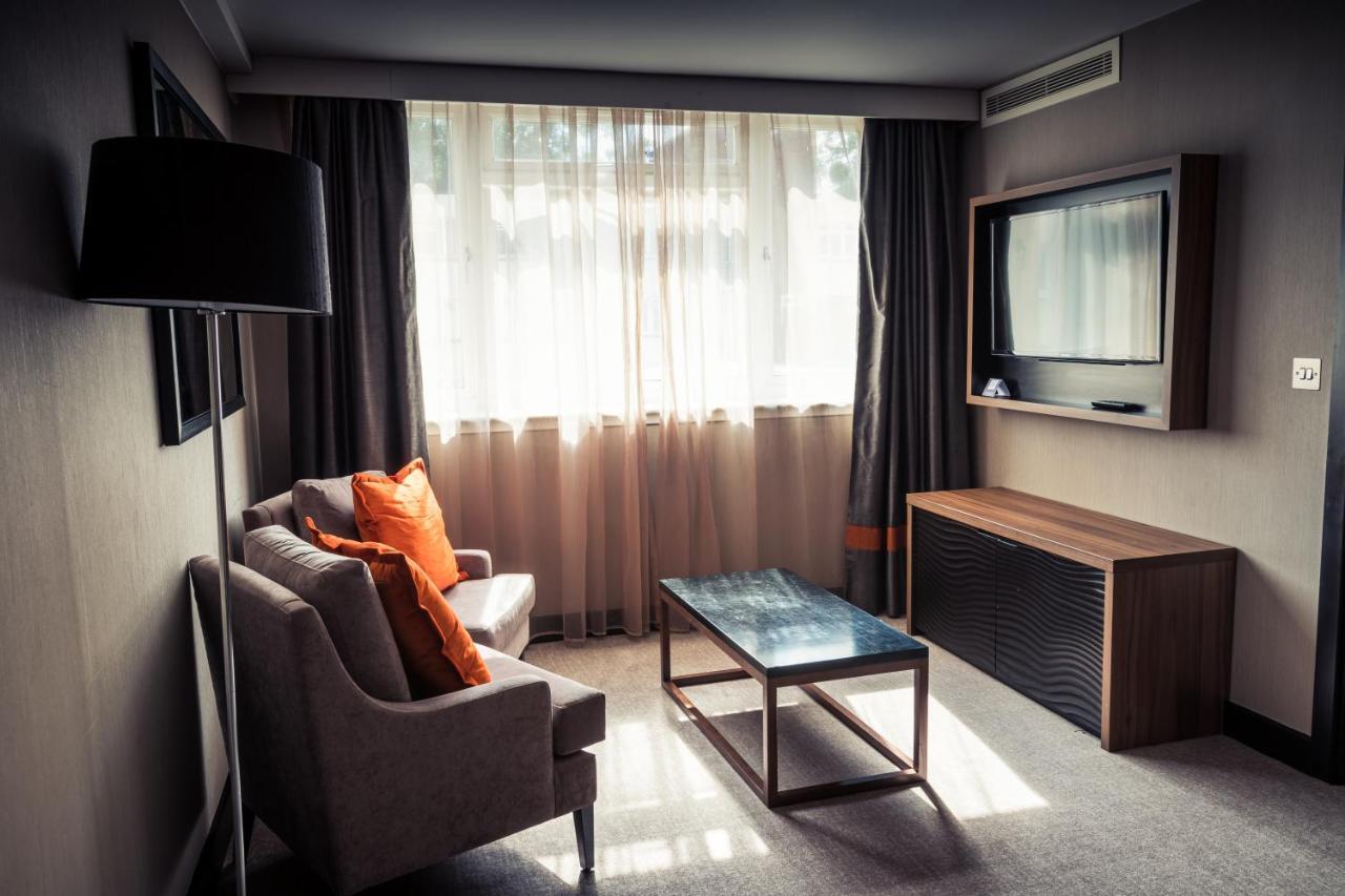 Готель Crowne Plaza Gerrards Cross By Ihg Біконсфілд Екстер'єр фото