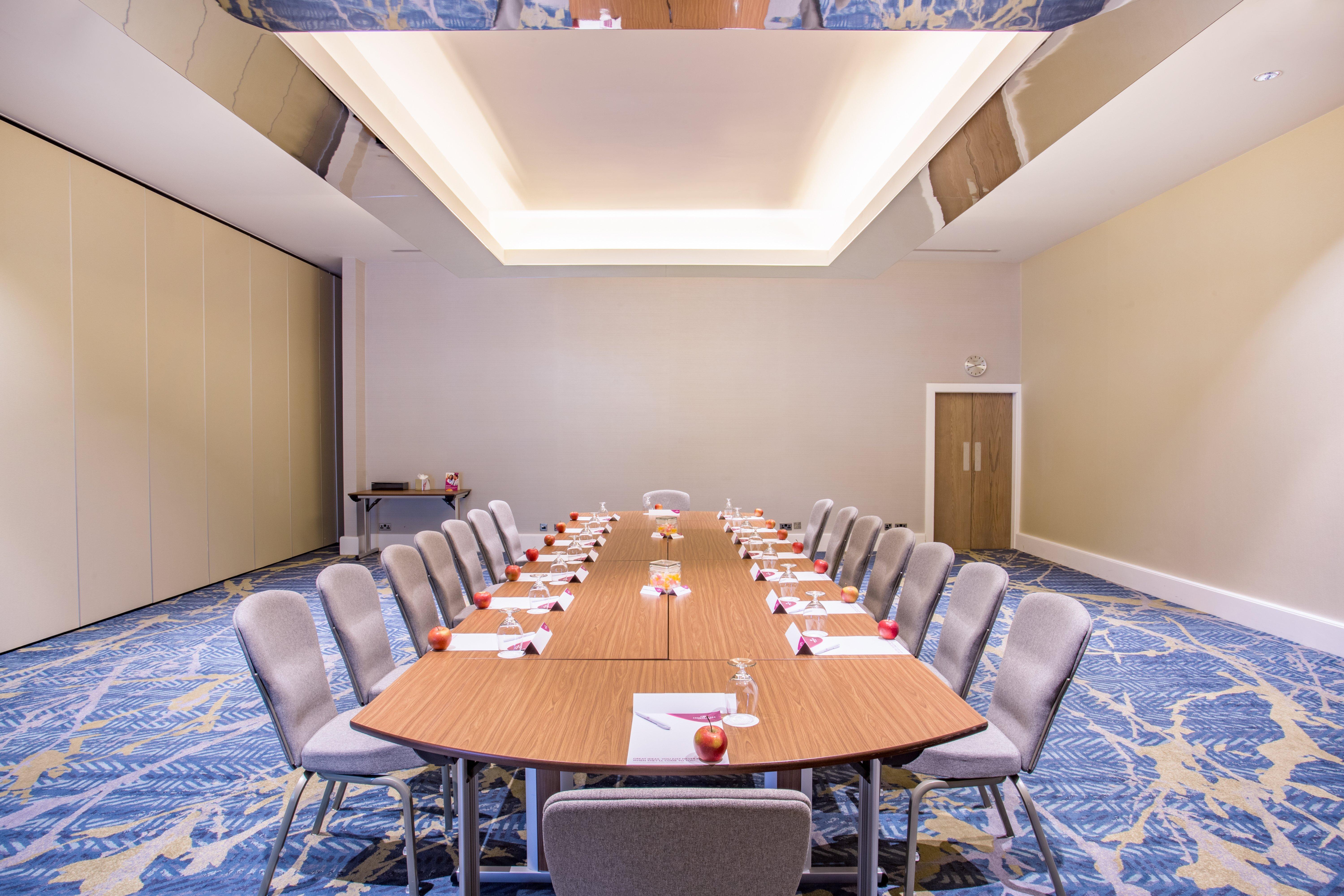 Готель Crowne Plaza Gerrards Cross By Ihg Біконсфілд Екстер'єр фото