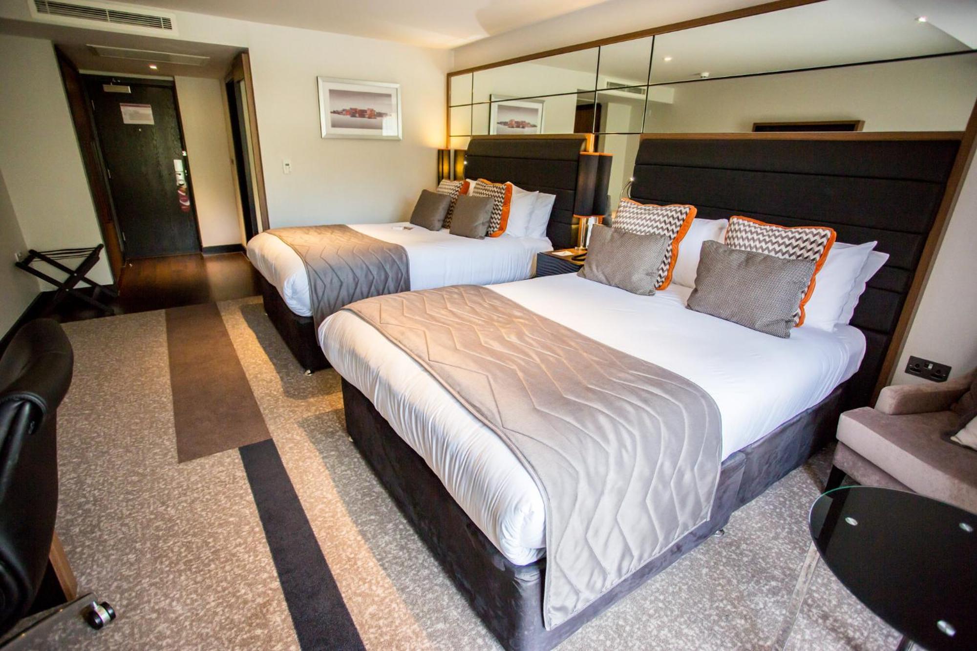 Готель Crowne Plaza Gerrards Cross By Ihg Біконсфілд Екстер'єр фото