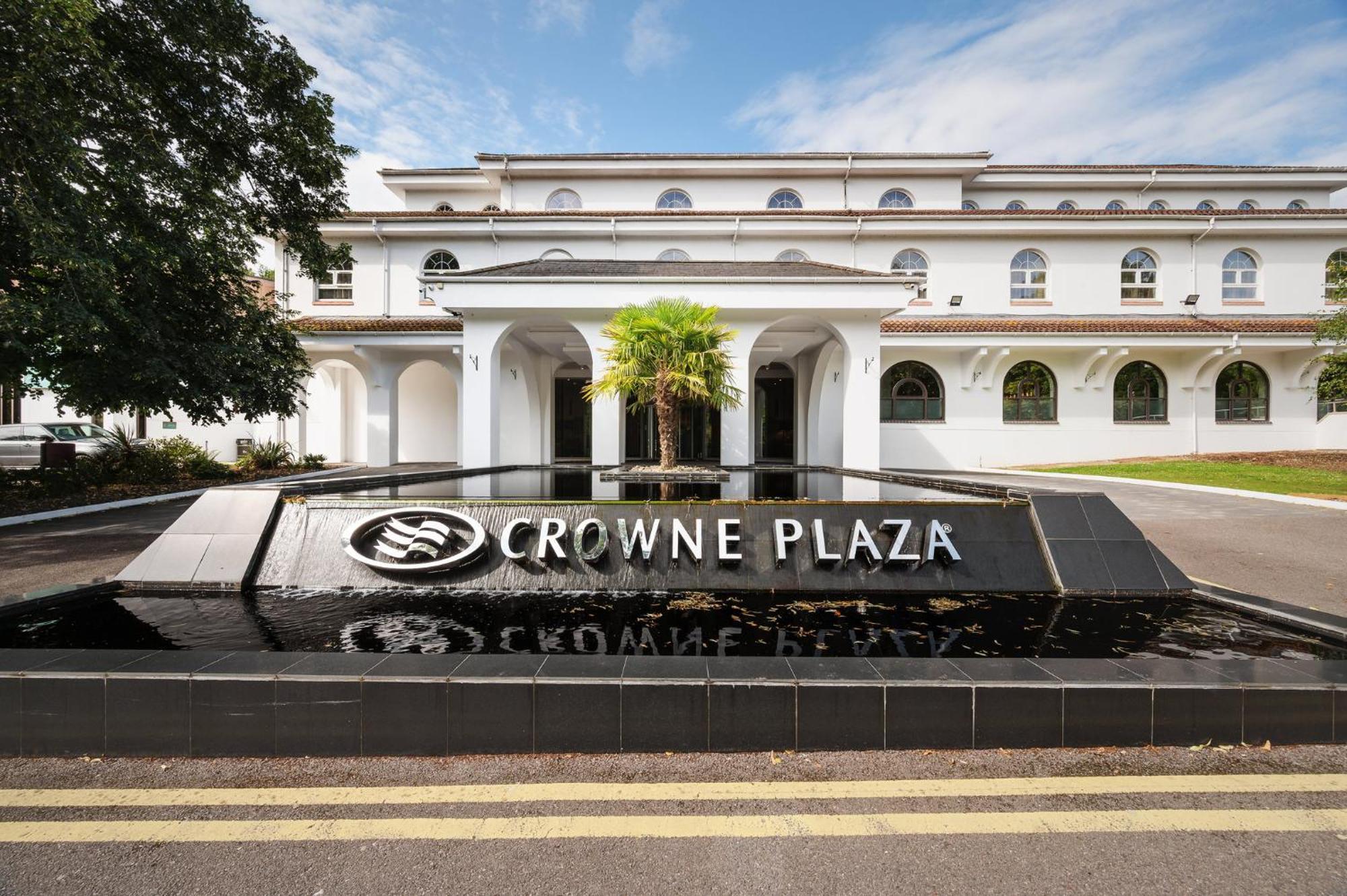 Готель Crowne Plaza Gerrards Cross By Ihg Біконсфілд Екстер'єр фото